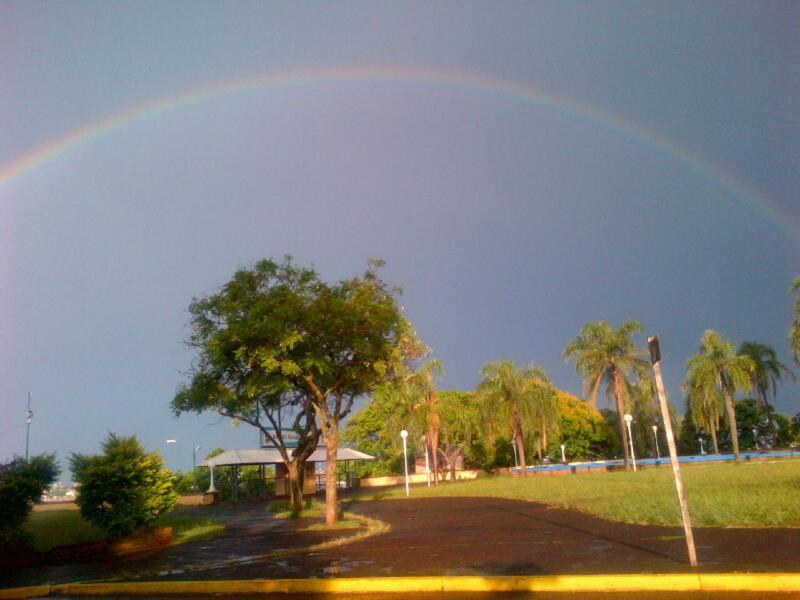 Edificio Nicolas Y Marcelo Siry Posadas Esterno foto